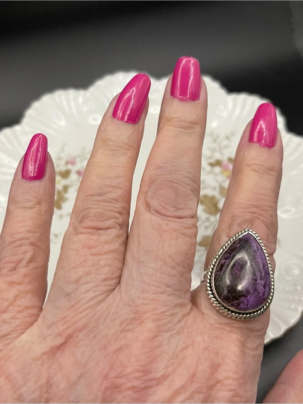 NWOT Vtg .925 SS Handmade Charoite Statement Ring size 9.  8.11 grams